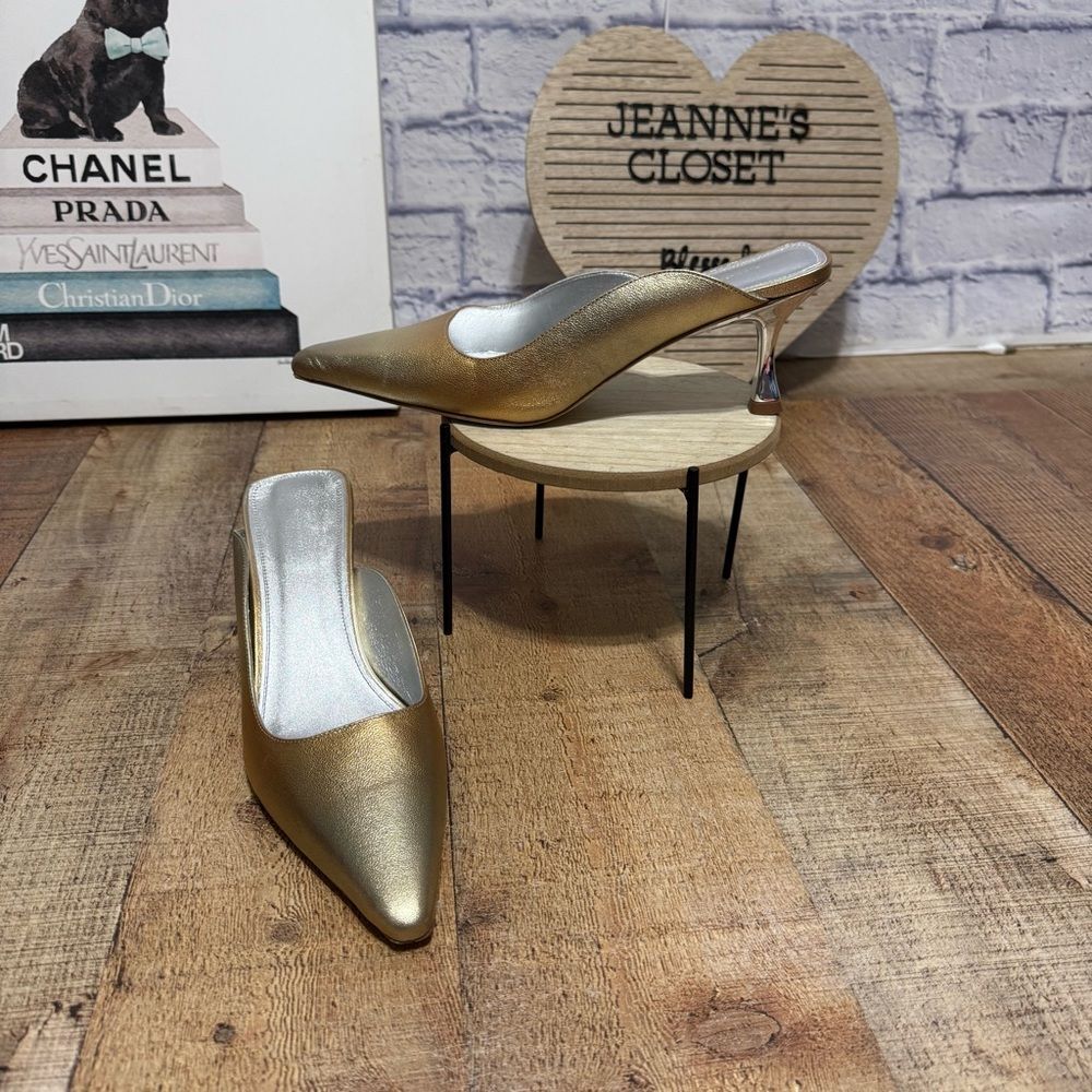Alma Asymmetric Pointed Toe Mule (Women)
Avec Les Filles
Size 9